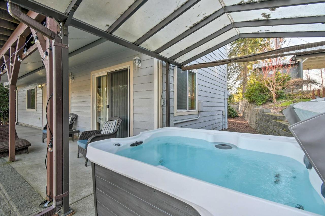 The Peacock House - Waterfront Home With Hot Tub! Olympia Dış mekan fotoğraf